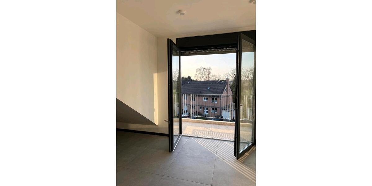 Dachgeschoßwohnung Stolberg (Rhld.) Gressenich - 1 Zimmer, 50 m&sup2;, 680&euro; | Angebot:25612729