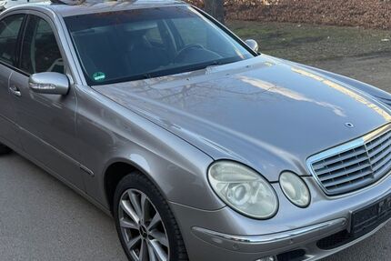 Mercedes-Benz E 240 241.000 km 2.790 &euro; Düren 52349