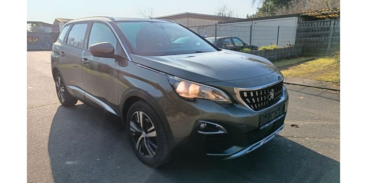 Peugeot 5008 132.000 km 16.900 &euro; Erftstadt 50374