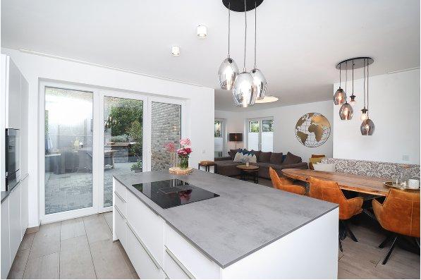 Einfamilienhaus Alsdorf - 4 Zimmer, 145 m&sup2;, 499.000&euro; | Angebot:27038010