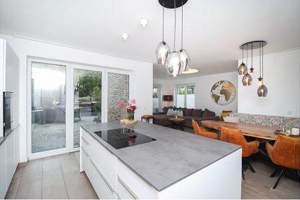 Haus Alsdorf - 4 Zimmer, 145 m&sup2;, 499.000&euro; | Angebot:27038010