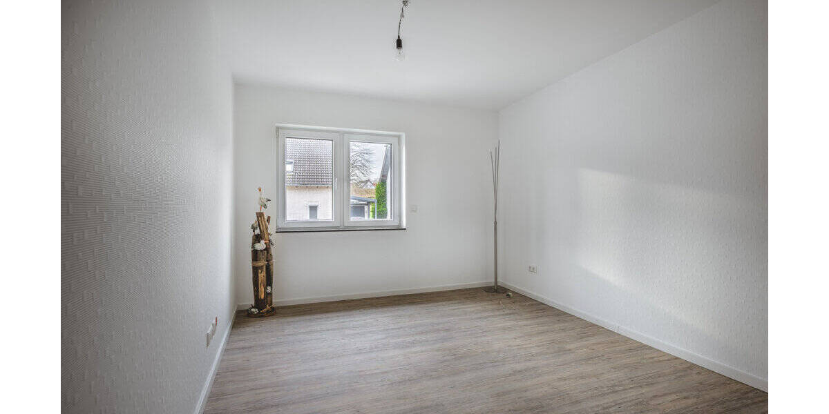 Mehrfamilienhaus, Wohnhaus Simmerath Lammersdorf - 6 Zimmer, 185 m&sup2;, 399.000&euro; | Angebot:26659091