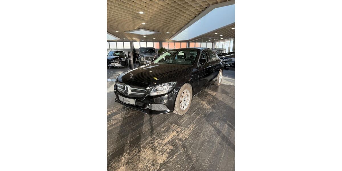 Mercedes-Benz C 180 57.552 km 17.990 &euro; Stolberg 52223