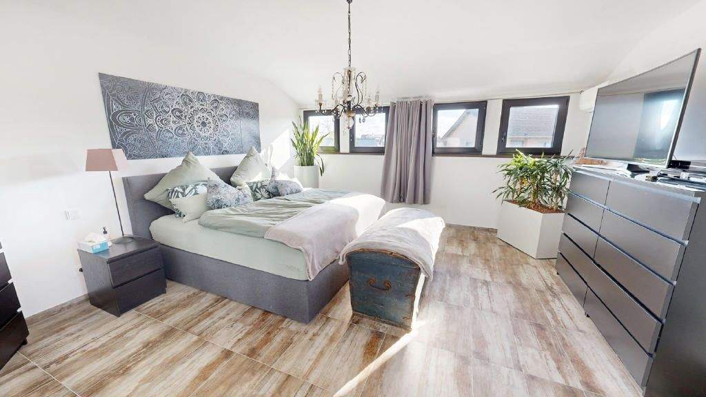 Doppelhaushälfte Erftstadt Lechenich - 4 Zimmer, 168 m&sup2;, 635.000&euro; | Angebot:25703198