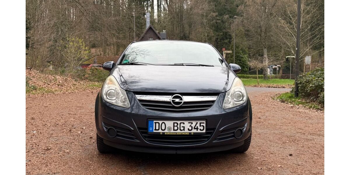 Opel Corsa 185.000 km 2.400 &euro; Aachen 52062