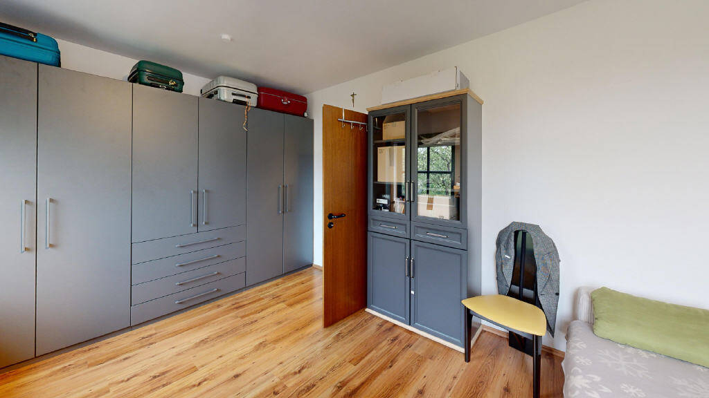 Etagenwohnung Erftstadt-Liblar Lechenich - 3 Zimmer, 83 m&sup2;, 234.000&euro; | Angebot:26674115
