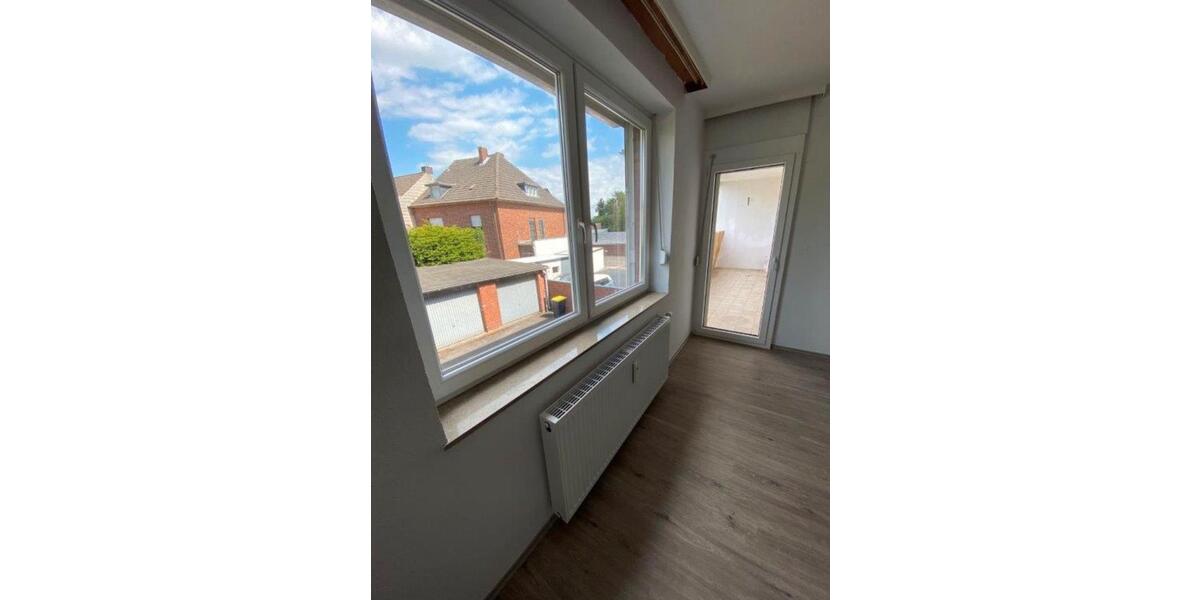 Etagenwohnung Alsdorf - 3 Zimmer, 82 m&sup2;, 800&euro; | Angebot:25782603