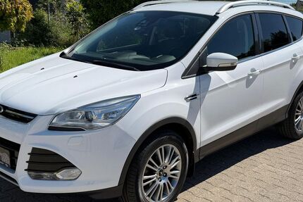 Ford Kuga 76.000 km 9.990 &euro; Eschweiler 52249