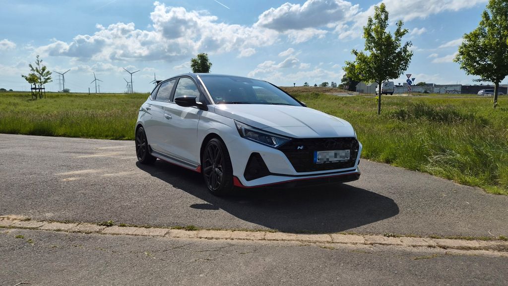 Hyundai i20 63.000 km 23.500 &euro; Düren 52353