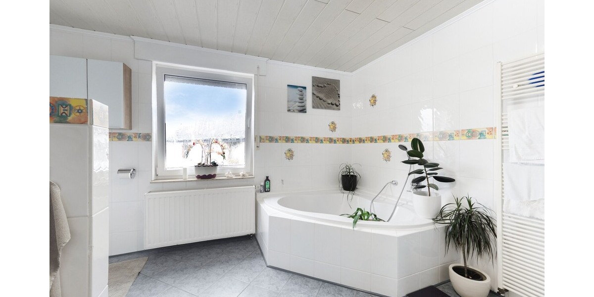 Kohlscheid - Wohnqualität trifft Investment. Großzügiges Einfamilienhaus in beliebter Lage - Einfamilienhaus Herzogenrath / Klinkheide Klinkheide | Angebot:26933141