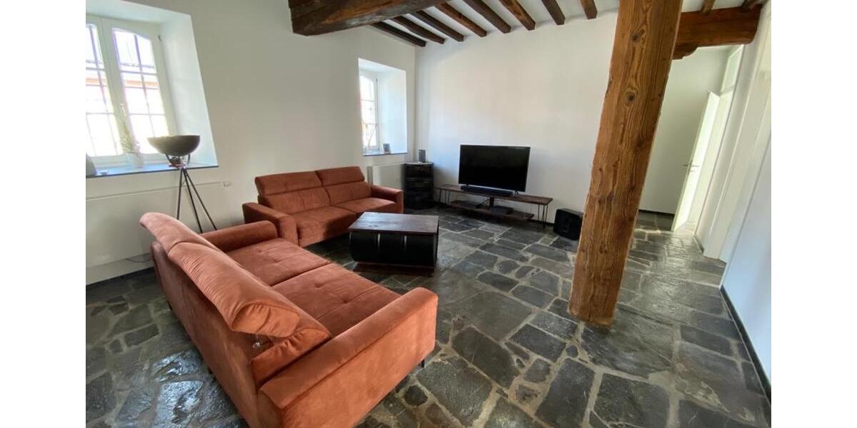 Etagenwohnung Eschweiler - 3 Zimmer, 130 m&sup2;, 2.000&euro; | Angebot:25995504