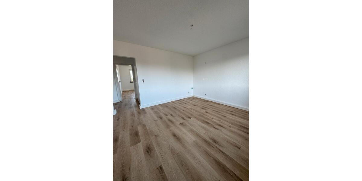 Etagenwohnung Zülpich - 2 Zimmer, 64 m&sup2;, 695&euro; | Angebot:25406247