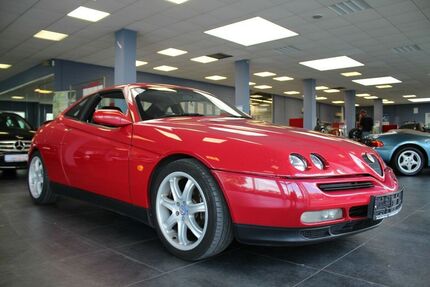 Alfa Romeo GTV 168.791 km 9.980 &euro; Euskirchen 53881