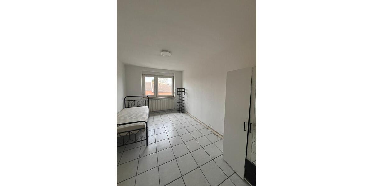 Etagenwohnung Würselen - 3 Zimmer, 67 m&sup2;, 400&euro; | Angebot:26020350