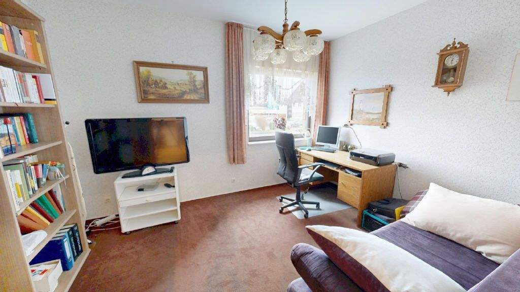 Etagenwohnung Erftstadt Lechenich - 4 Zimmer, 104 m&sup2;, 299.000&euro; | Angebot:25703204