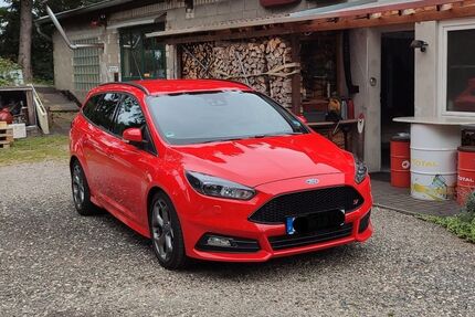 Ford Focus 154.663 km 12.100 &euro; Stolberg (Rheinland) 52222