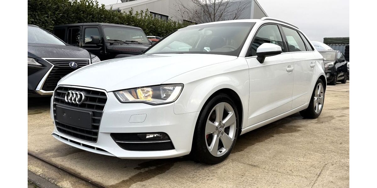 Audi A3 246.000 km 7.490 &euro; Düren 52351