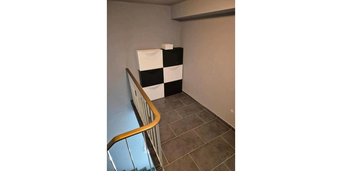 Dachgeschoßwohnung Eschweiler - 2.5 Zimmer, 75 m&sup2;, 850&euro; | Angebot:26613514