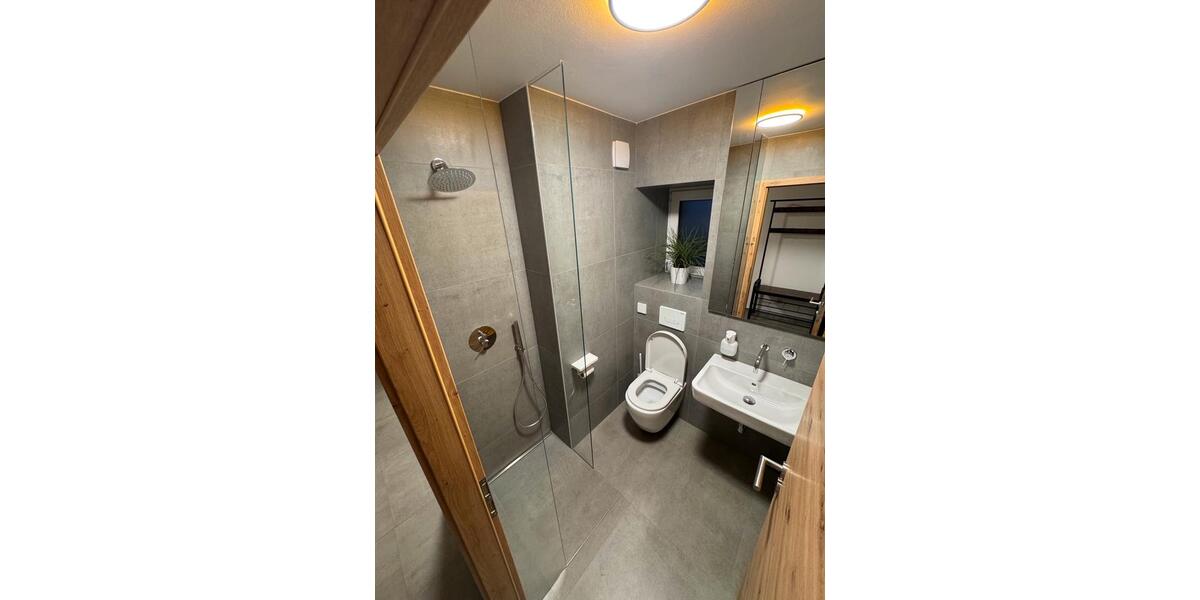 Dachgeschoßwohnung Eschweiler - 2 Zimmer, 45 m&sup2;, 1.300&euro; | Angebot:25640094