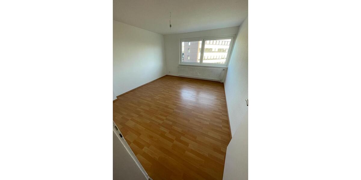 Etagenwohnung Düren - 3 Zimmer, 68 m&sup2;, 870&euro; | Angebot:25635953