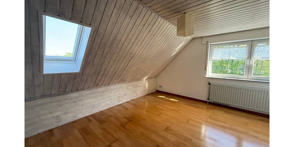 Einfamilienhaus Roetgen - 9 Zimmer, 280 m&sup2;, 890.000&euro; | Angebot:25971023