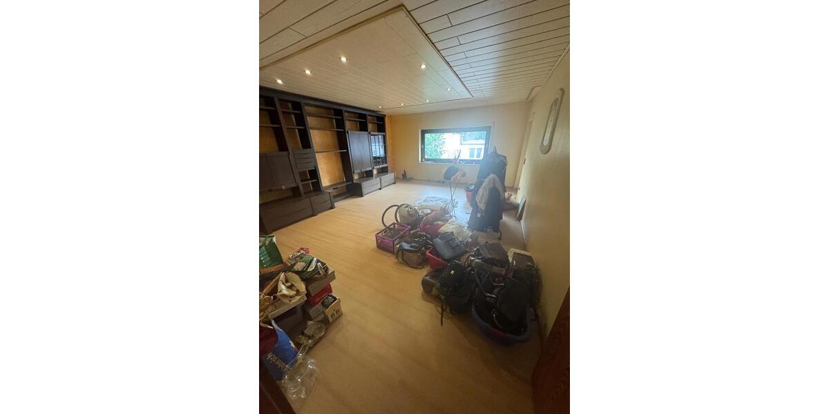 Etagenwohnung Kerpen - 4 Zimmer, 65 m&sup2;, 670&euro; | Angebot:26636728