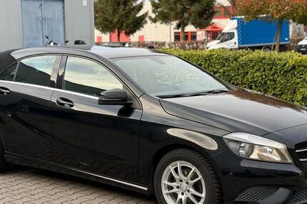 Mercedes-Benz A 180 137.497 km 10.990 &euro; Alsdorf 52477