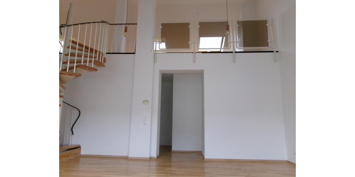 Etagenwohnung Aachen Aachen-Mitte - 2 Zimmer, 92 m&sup2;, 909&euro; | Angebot:24635078