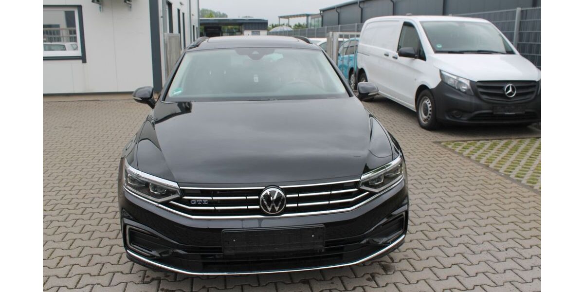 VW Passat Variant 28.736 km 22.950 &euro; Euskirchen 53879