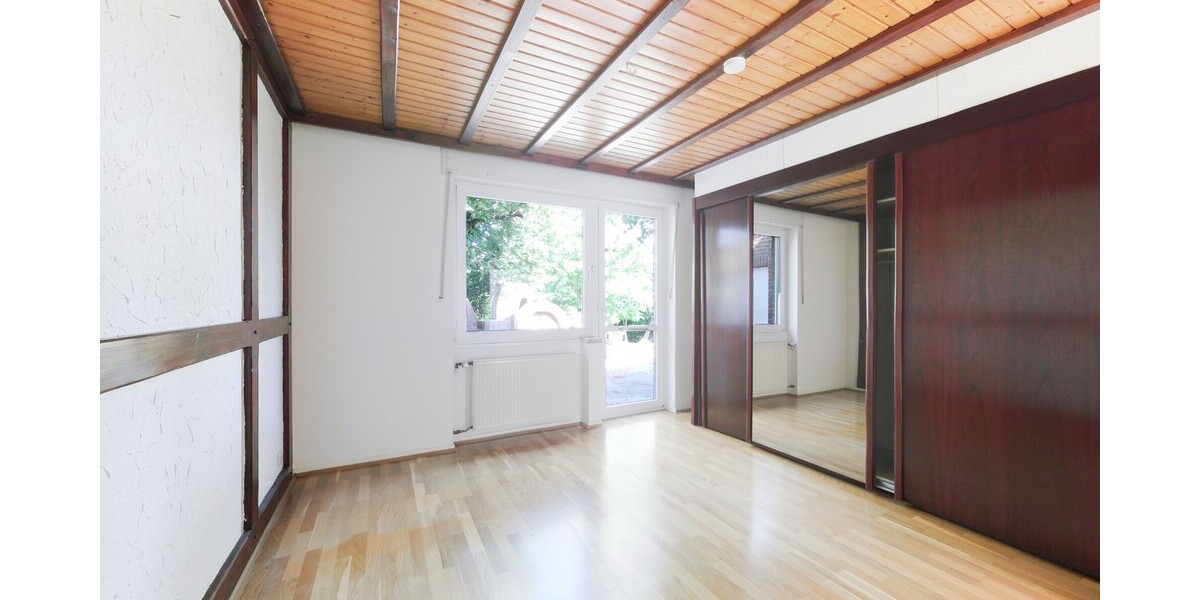 WürselenLinden-Neusen - Bungalow-Charme auf schönem Sonnengrundstück - Einfamilienhaus Würselen | Angebot:27289276