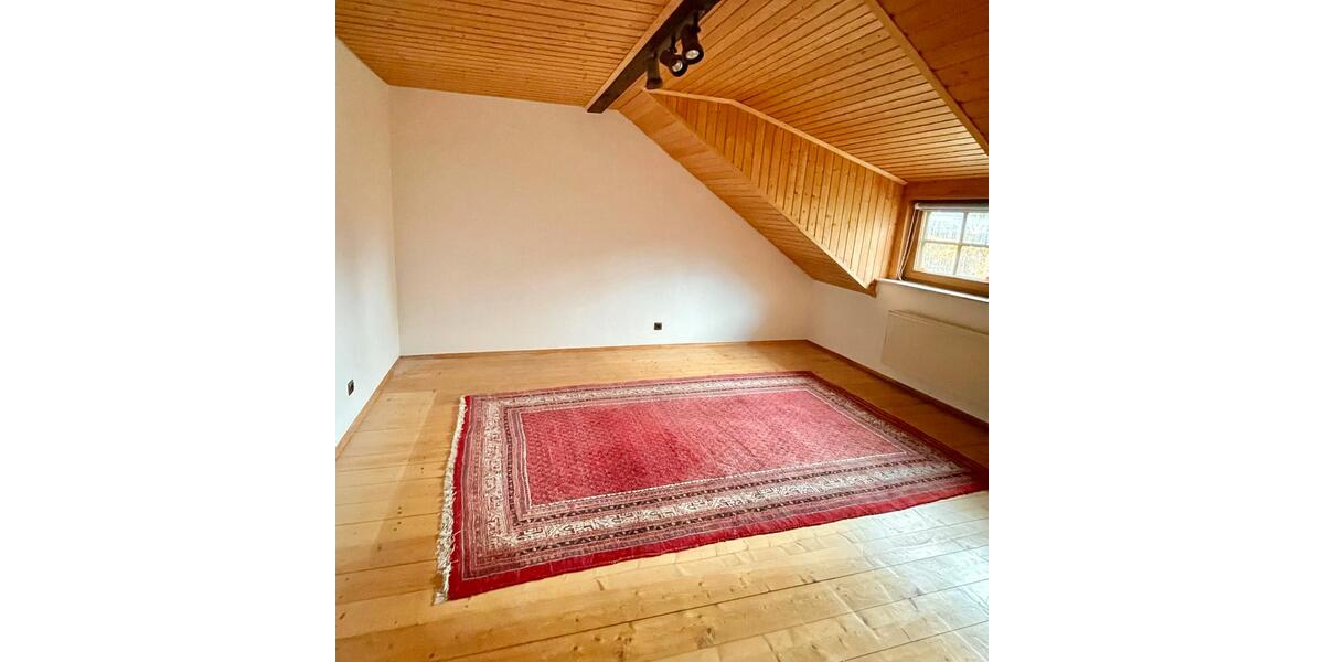 Einfamilienhaus Roetgen - 8 Zimmer, 250 m&sup2;, 639.000&euro; | Angebot:24865556