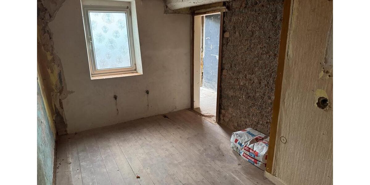 Einfamilienhaus Kall - 8 Zimmer, 20 m&sup2;, 85.000&euro; | Angebot:26680325