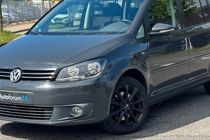 VW Touran 200.000 km 7.899 &euro; Jülich 52428