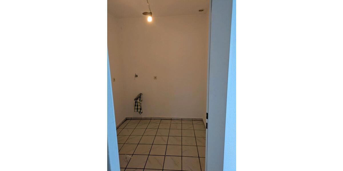 Dachgeschoßwohnung Stolberg (Rheinland) - 4 Zimmer, 116 m&sup2;, 1.126&euro; | Angebot:25852037