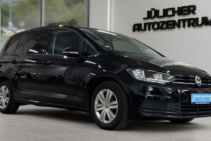 VW Touran 112.500 km 16.790 &euro; Jülich 52428