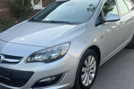 Opel Astra 145.000 km 5.999 &euro; Düren 52349