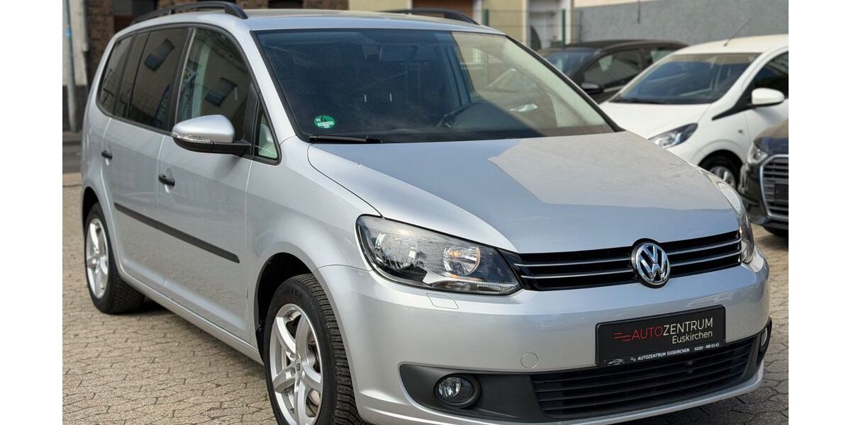 VW Touran 63.187 km 13.750 &euro; Euskirchen 53879