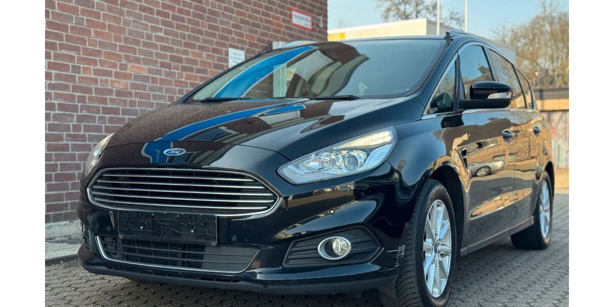 Ford S-Max 119.000 km 14.400 &euro; Düren 52349
