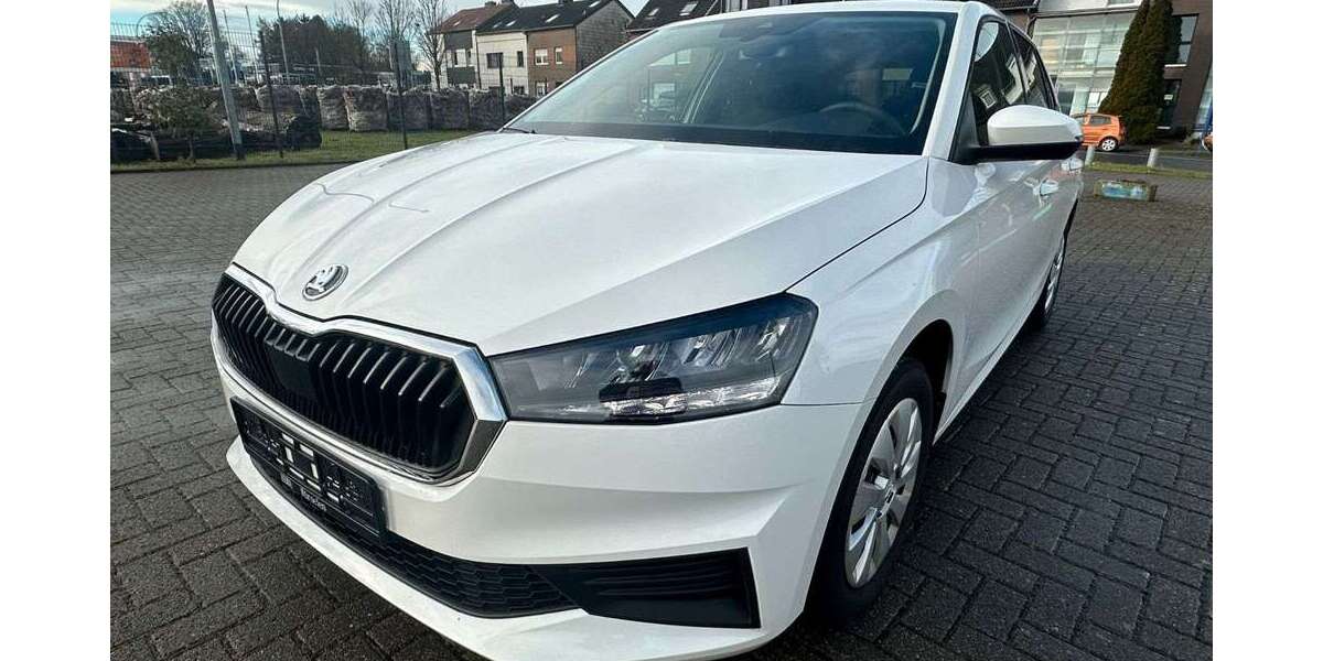 Skoda Fabia 36.000 km 13.499 &euro; Würselen / Aachen 52146