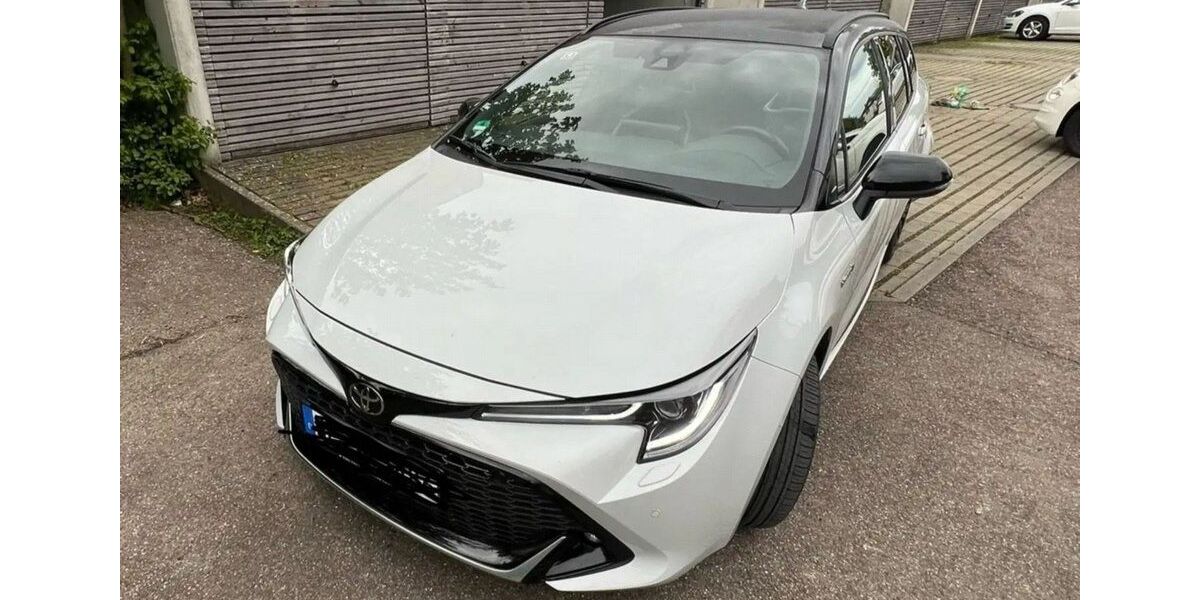 Toyota Corolla 65.000 km 19.500 &euro; Jülich 52428
