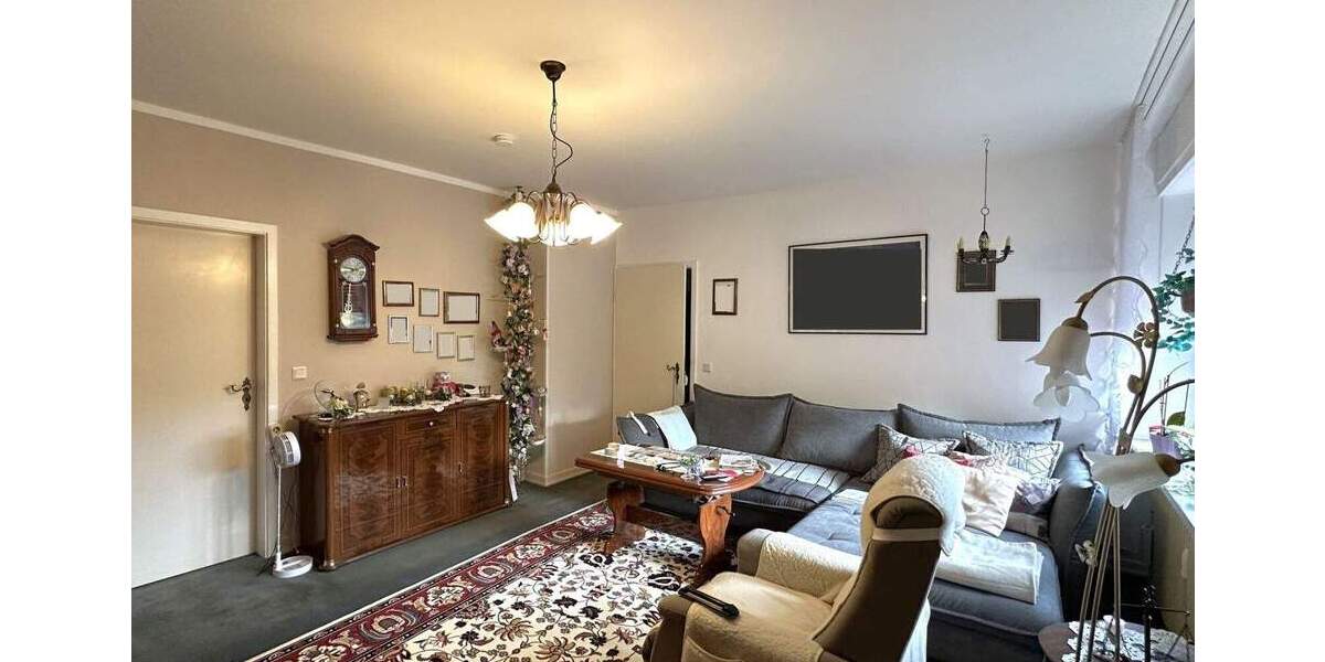 Mehrfamilienhaus, Wohnhaus Hürth Gleuel - 9 Zimmer, 218 m&sup2;, 435.000&euro; | Angebot:25802258
