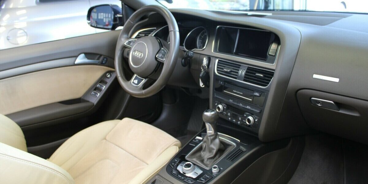 Audi A5 Cabrio 1.8 TFSI - Navi - Xenon - PDC - SHZ - 131.500 km 12.980 &euro; Euskirchen 53881