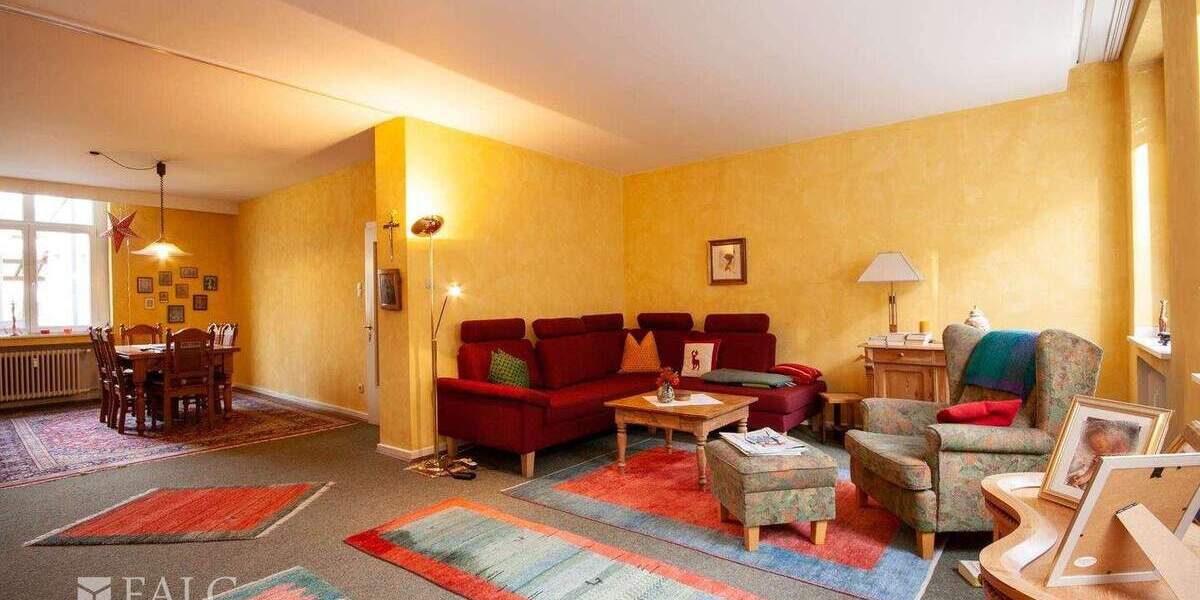 Mehrfamilienhaus, Wohnhaus Düren Distelrath - 8 Zimmer, 246 m&sup2;, 359.000&euro; | Angebot:25696383