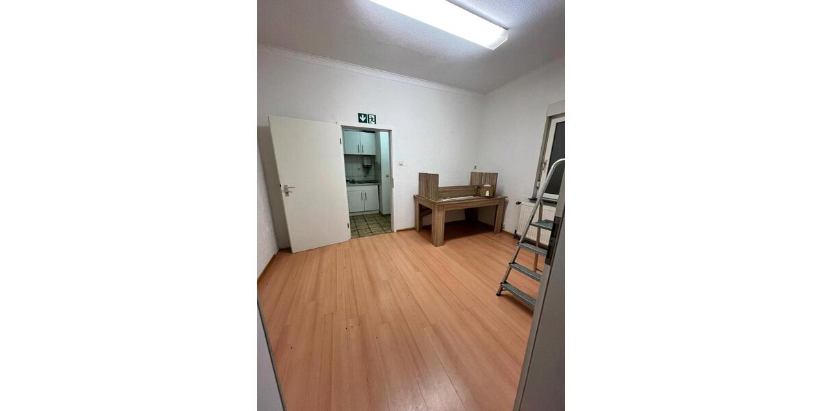 Gewerbeobjekt Baesweiler - 1.200&euro; | Angebot:24811761