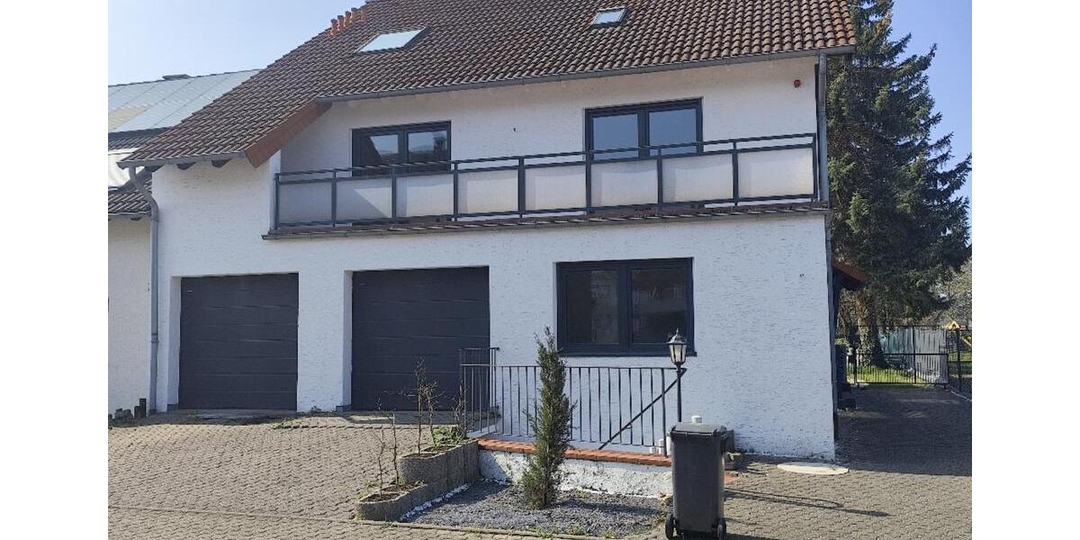 Einfamilienhaus Düren Rölsdorf - 7 Zimmer, 261 m&sup2;, 520.000&euro; | Angebot:25953421