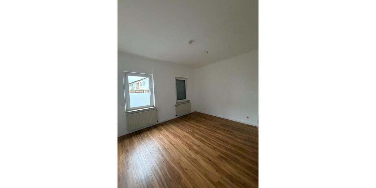 Erdgeschoßwohnung Eschweiler - 2 Zimmer, 55 m&sup2;, 600&euro; | Angebot:25625229