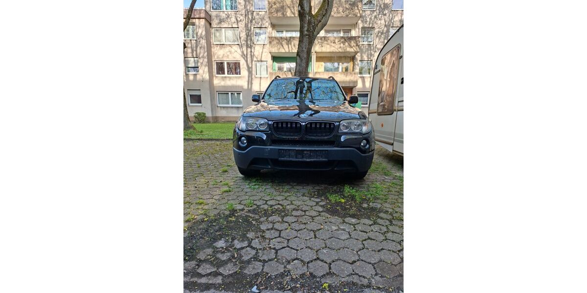 BMW X3 288.000 km 2.650 &euro; Eschweiler 52249