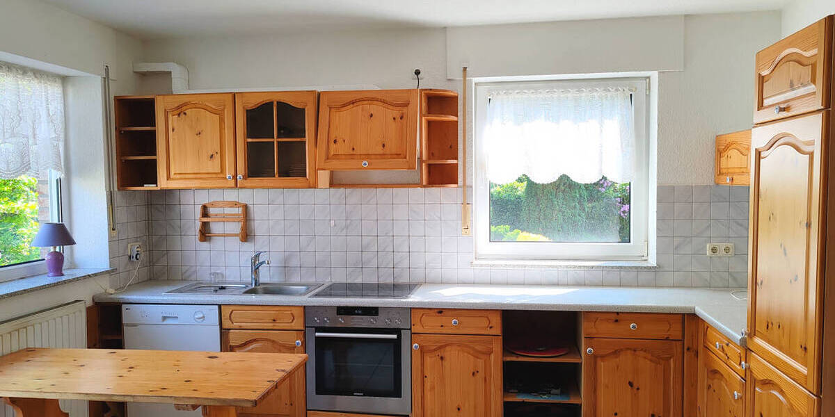 Einfamilienhaus Roetgen - 9 Zimmer, 280 m&sup2;, 890.000&euro; | Angebot:25971023