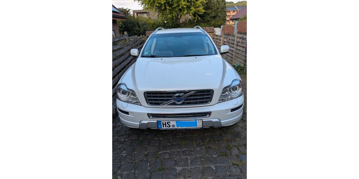 Volvo XC90 136.492 km 17.900 &euro; Übach-Palenberg 52531