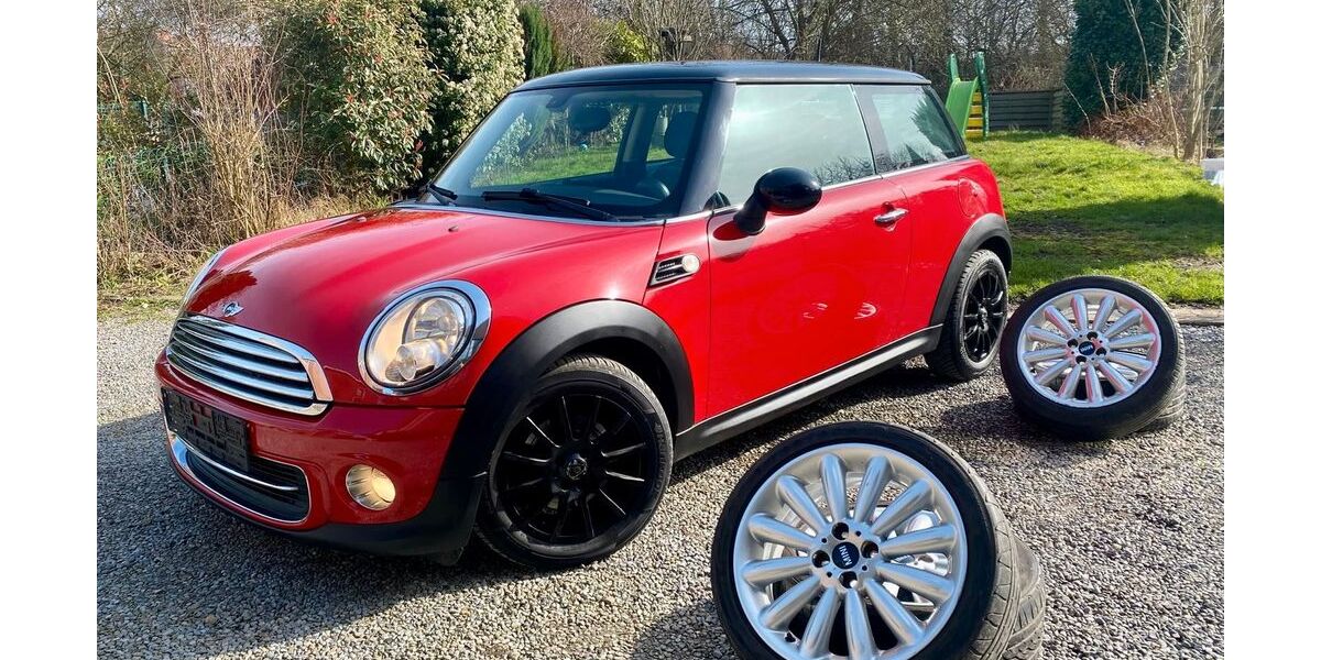 Mini Cooper 135.400 km 8.200 &euro; AACHEN 52080